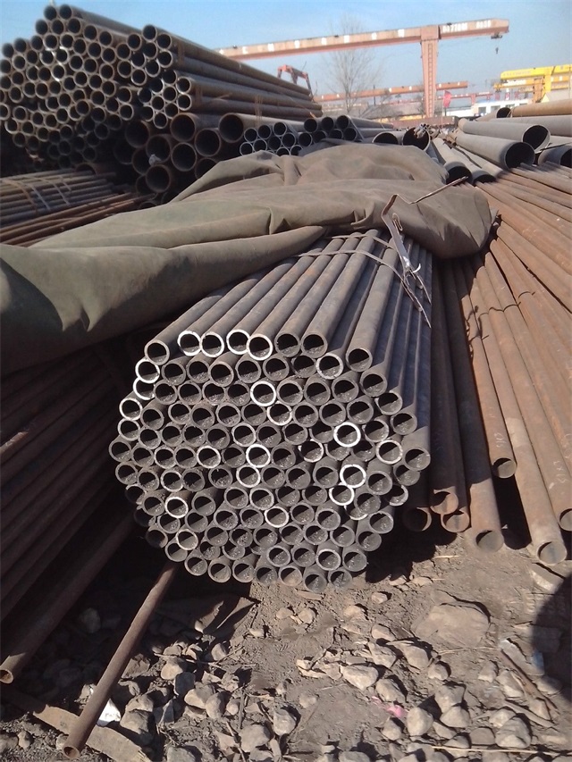 东营小口径无缝钢管