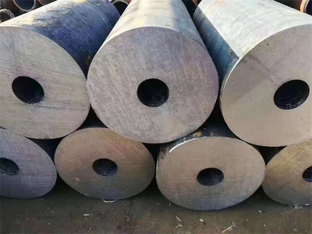 东营厚壁热轧无缝钢管