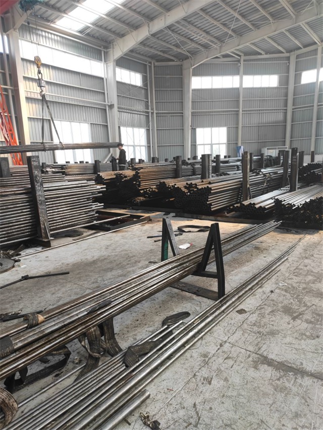 东营小口径精密光亮无缝钢管